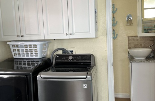 Yankeetown Casa | Located just across from Withlacoochee River and Marina