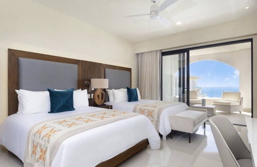 El Rosarito Complejo | Located on Tequila Cove Beach