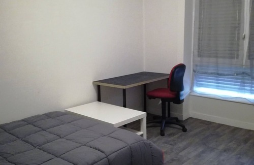 Bellevue Apartamento | Ubicado en las afueras del centro de Brest (a 3 km de la estación de tren y del centro de Jaurès ,,,,,,,,)