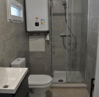 La Ferte-sous-Jouarre Casa | Location d appartements EasyLodges à La Ferté-sous-Jouarre proche gare Séjour tout confort