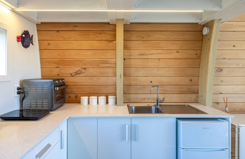 Ostend Cabina | Location matters! This is romance!