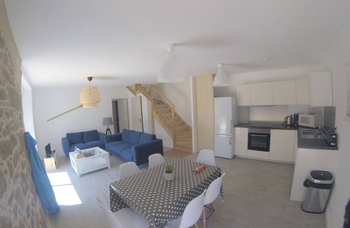 Pleumeur-Bodou Casa | «LOCKERALIES» longère completamente renovado en el borde del mar