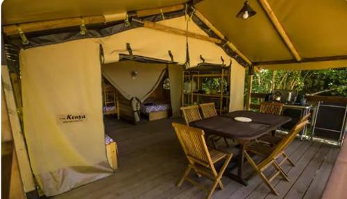 Montmin Otro | Lodge Bois et Toile avec Vue