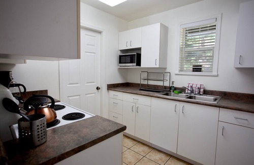 Port Moody Cabina | Lodge C2 |Hot tub & Sauna |Cape Carraholly Retreat