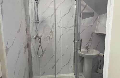 Liverpool City Centre Casa | Lodge - Sleeps 10 & Free Parking