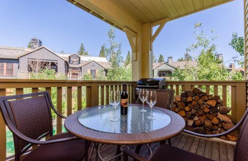 Mammoth Lakes Casa | Lodges 1132 - 3 bedroom Townhome on Golf Course