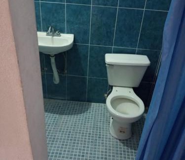 Tlaquiltenango Casa | Lodging and camping the island