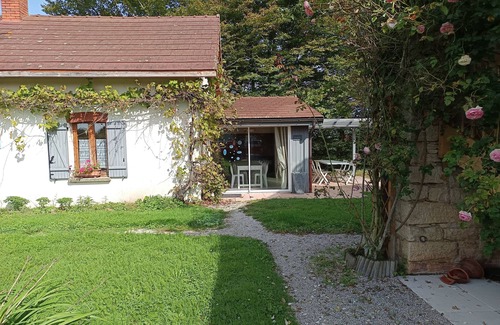 Commenailles Casa | Lodging of the Réchassière, Jura. Ideal with family or friends!