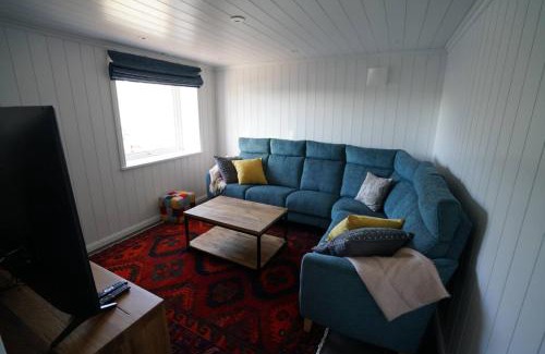 Hamnøya Casa | Lofoten panoramic luxury home with sauna