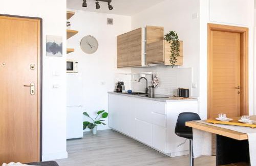 Settecamini Apartamento | LOFT con Terrazzo - 3 min dalle Autostrade By followgreenhouserome
