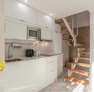 Museo Apartamento | Loft duplex Sevilla wall