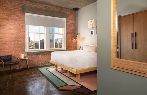 Downtown Dallas Hotel | Loft Experience in the Loft King Room in Canvas Hotel Dallas! Pool