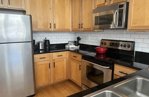 Downtown Apartamento | Loft in downtown Norfolk, restaurants/entertainment at your door step