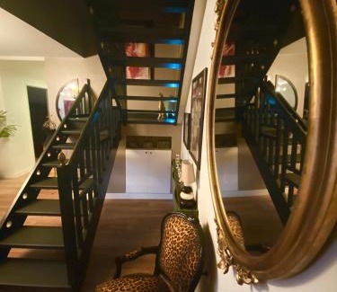 Saint-Vincent-de-Paul Cama Y Desayuno | Loft Love-Room
