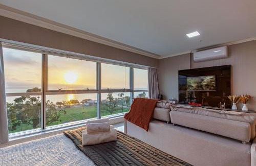Cristal Apartamento | Loft no Shopping Barra Sul
