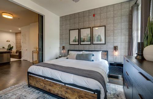 Midtown Casa | Lofts at 30th - Urban Lodge - 6 Mins to Broadway