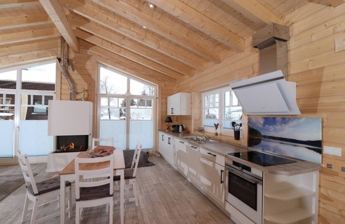 Clausthal-Zellerfeld Casa | Log cabin by the lake with sauna and fireplace in the middle of the Harz mountains and forests