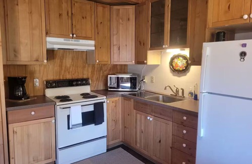 Goodsprings Casa | Log Cabin near Las Vegas ~ West Bungalow