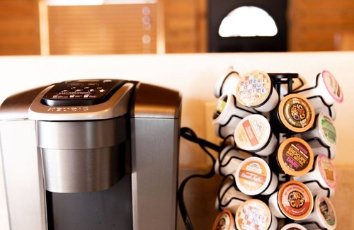 Meadow View Heights Cabina | 🏔Log Cabin Oasis w/hot tub and movie loft🏜