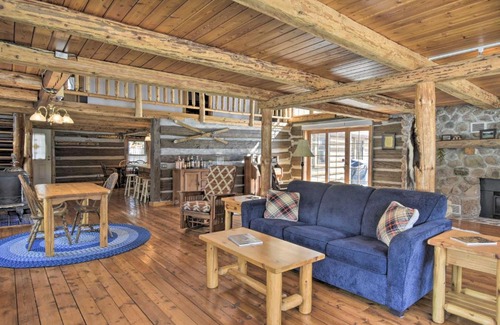 White Lake Casa | Log Cabin on the Wolf River with Private Hot Tub!