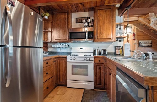 Rancho Bijou Cabina | Cabaña relajante / Dos habitaciones principales / Cerca de Heavenly & Casinos