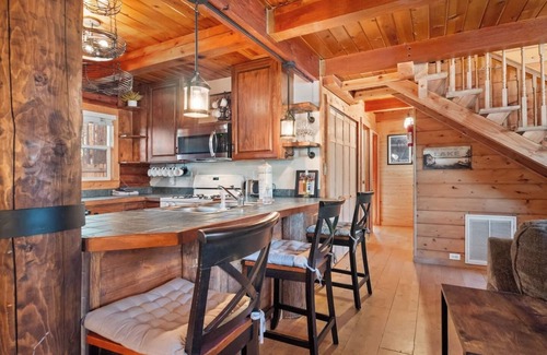 Rancho Bijou Cabina | Cabaña relajante / Dos habitaciones principales / Cerca de Heavenly & Casinos