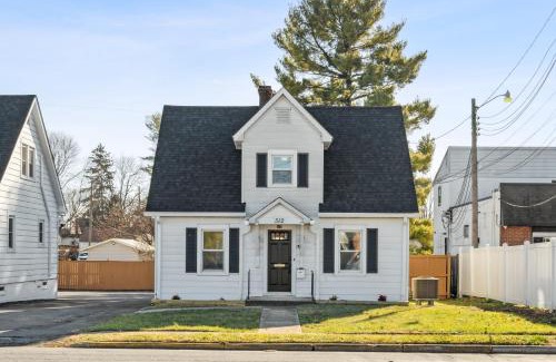 Frederick Casa | Logan's House in Downtown Frederick