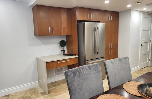 Saint-Redempteur Apartamento | Logement à 30 min de Montréal et à 1h30 du Mont Tremblant. Familles, Animaux :)