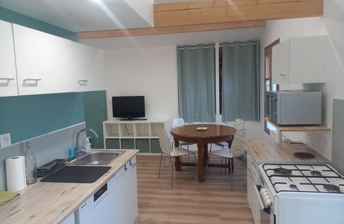 Perouges Apartamento | Logement Familial 6 Personnes au Pied de la Cité Médiévale