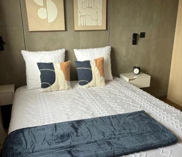 Cornille Casa | Logement zen indépendant avec jardin et parking