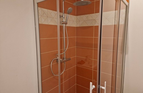 Chartres-de-Bretagne Apartamento | Apartamento-Premium-Baño privado-Terraza
