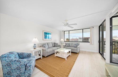 Sanibel Casa | Loggerhead Cay #224