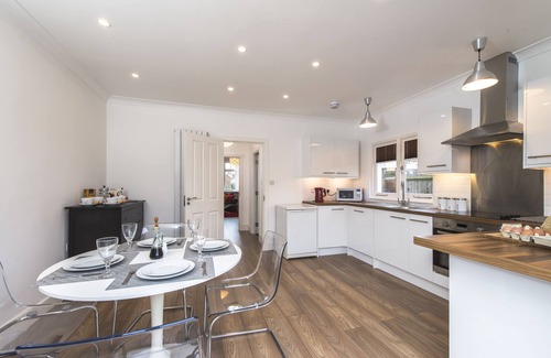 Chiswick Riverside Casa | London House, Chiswick, lujoso, 3 camas grandes - 4 x baño - GRAN LUGAR PARA ESTAR
