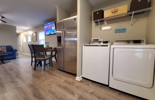 Kedron Cabaña | London House Getaway @ Aly Farm-Spring Hill