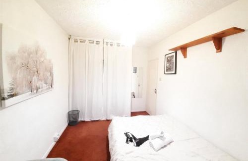 New Addington Casa | London North Downs rooms