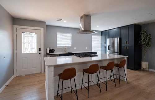 Parker Lane Casa | Lonestar - 4/2.5 newly renovated house with huge backyard and office