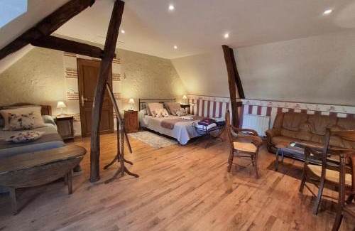 Naveil Casa | Longère Villariane