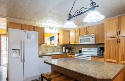 Harrison Cabaña | Long Lake Livin' - 3BR Cottage - Private Beach
