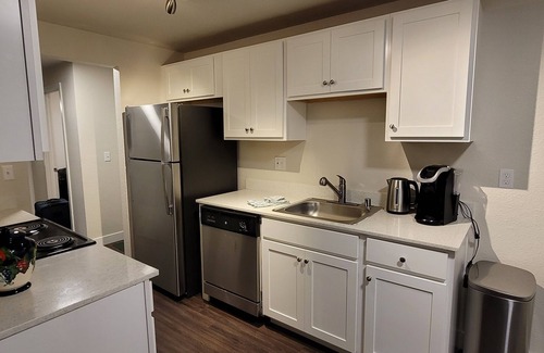 Bremerton Apartamento | Long Term Discount! 1BR Home, Close To Everything