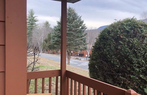 North Creek Casa | Unidad de alquiler de vacaciones a largo plazo 13E