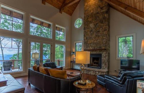 Banner Elk Casa | Longview at Eagles Nest