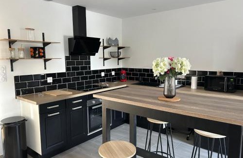 Digoin Apartamento | LONOMA - Maison entière terrasse couverte et jardin clos