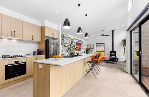 Point Lonsdale Casa | Lonsdale Shores Luxe Beachside Home