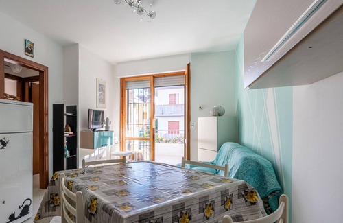 Martinsicuro Apartamento | Alojamiento de 2 habitaciones en Martinsicuro