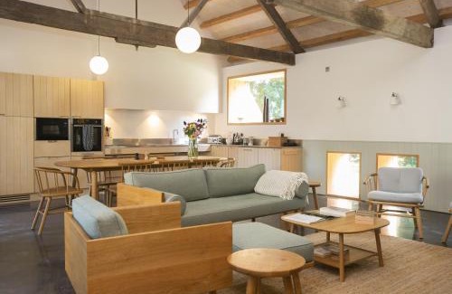 West Compton Casa | Lookout
