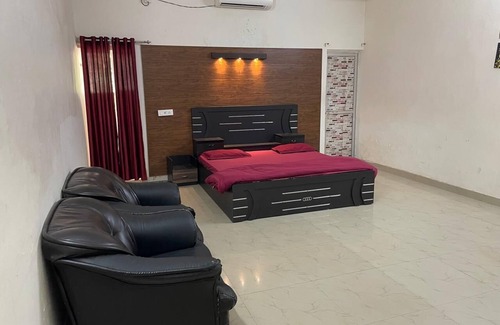 Gorakhpur Casa | Lord Buddha Guest House