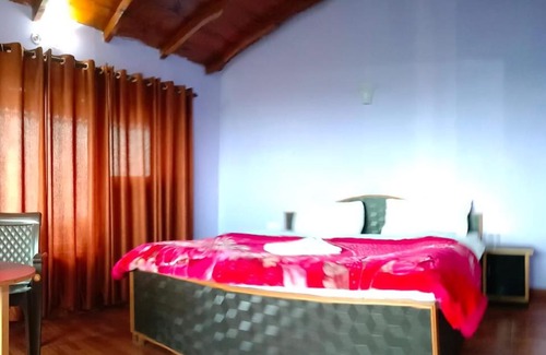 Mukteshwar Casa | Lord Krishna Himalayan Hotel & Restaurant