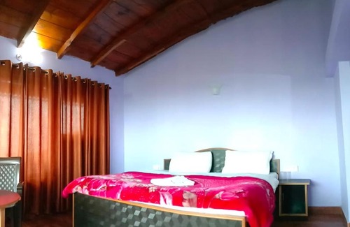 Mukteshwar Casa | Lord Krishna Himalayan Hotel & Restaurant