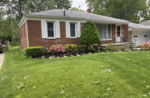 Avon Casa | Lorie house Avon ohio