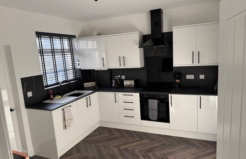 Inverurie Casa | Lorna Doune - 2 Bedroom Bungalow